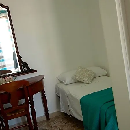 Couette-café Orlando Bayview 4*